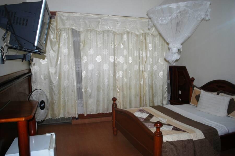 Palm World Hotels Mbarara Exterior foto