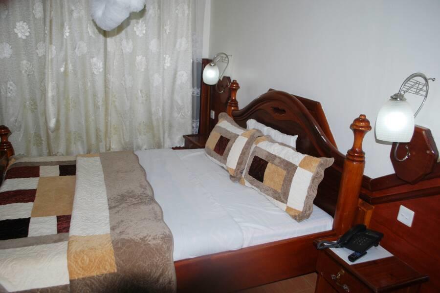 Palm World Hotels Mbarara Exterior foto