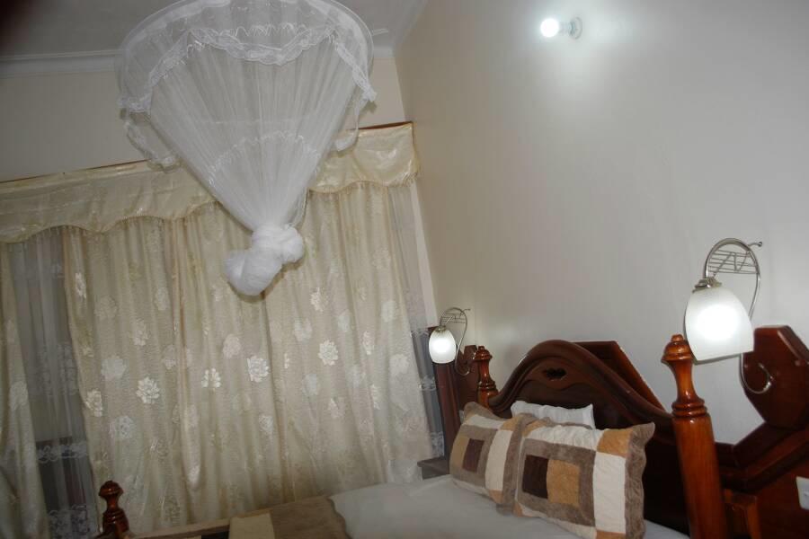 Palm World Hotels Mbarara Exterior foto